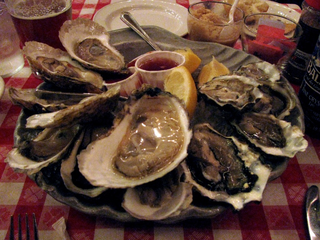 Grand Central Oyster Bar'a gidin ve oyster yiyin!